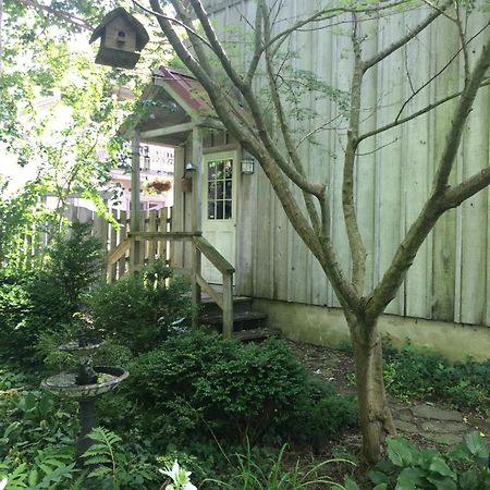 Carriage House Hideaway In Center Of เชสเตอร์ทาวน์ ภายนอก รูปภาพ